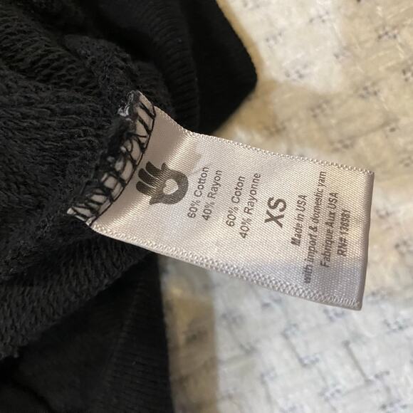 Spiritual Gangster Women's Black “All We Need Is Love” Long Sleeve Size XS - Picture 10 of 10